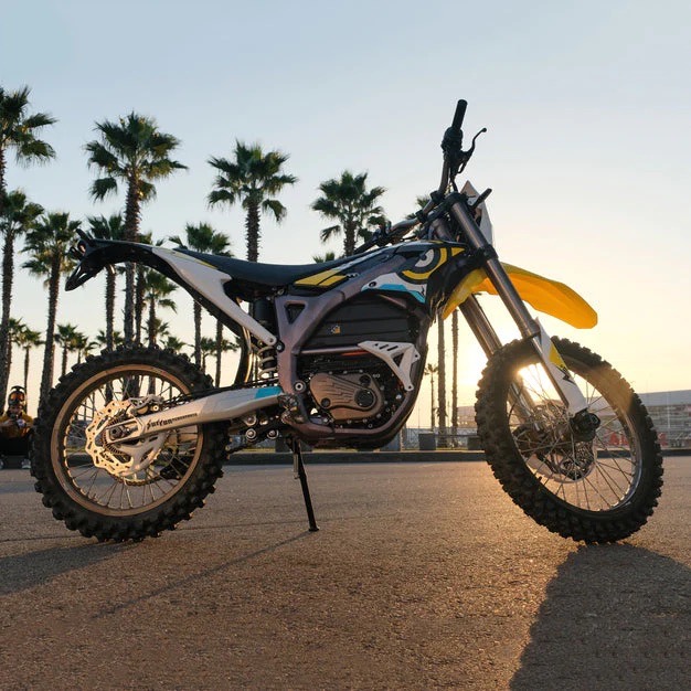 Sur-Ron Storm Bee Enduro (Road Legal) Motorcycle - Image 18